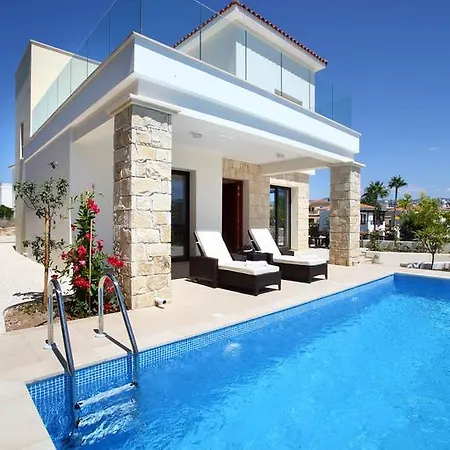 Golden Villas * Paphos