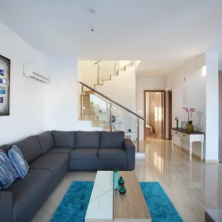 Golden Villas * Paphos