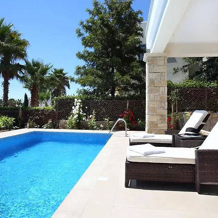Golden Villas Villa *
