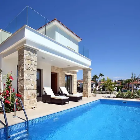 Golden Villas Villa Paphos