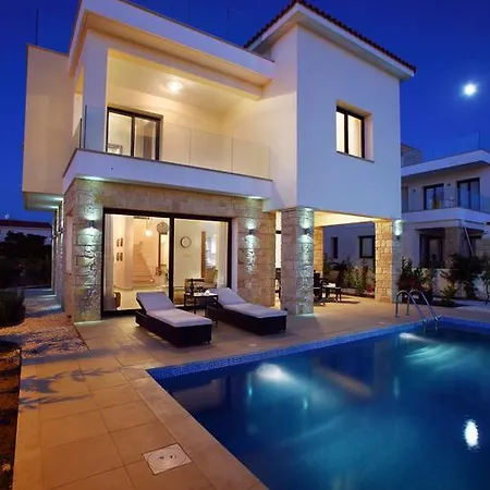 Golden Villas *