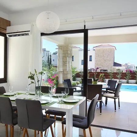 Golden Villas Villa