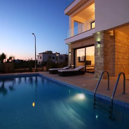 Golden Villas Villa