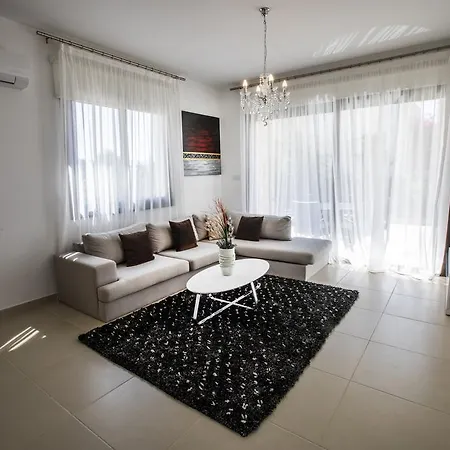 Villa Golden Villas